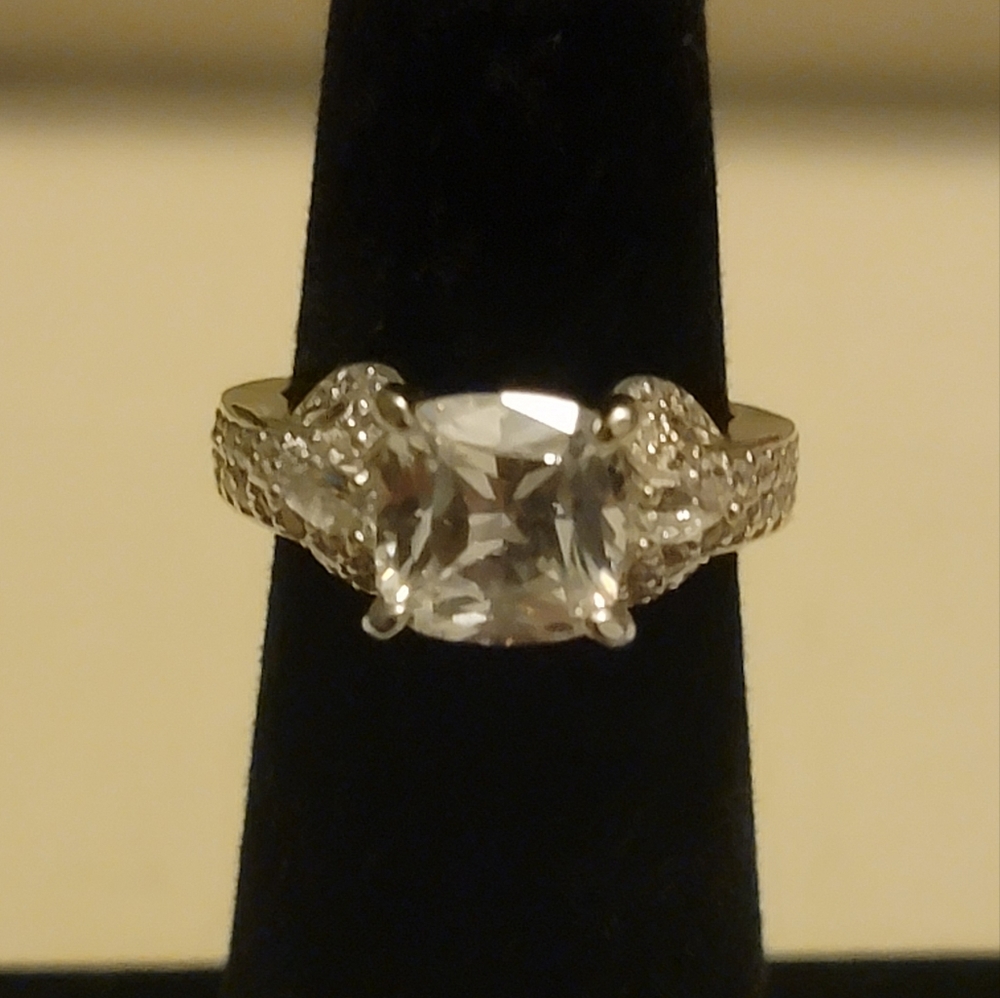Sterling silver with CZ size 5